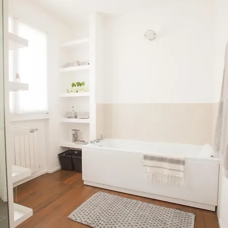 La Casa Di Gio קאורלה